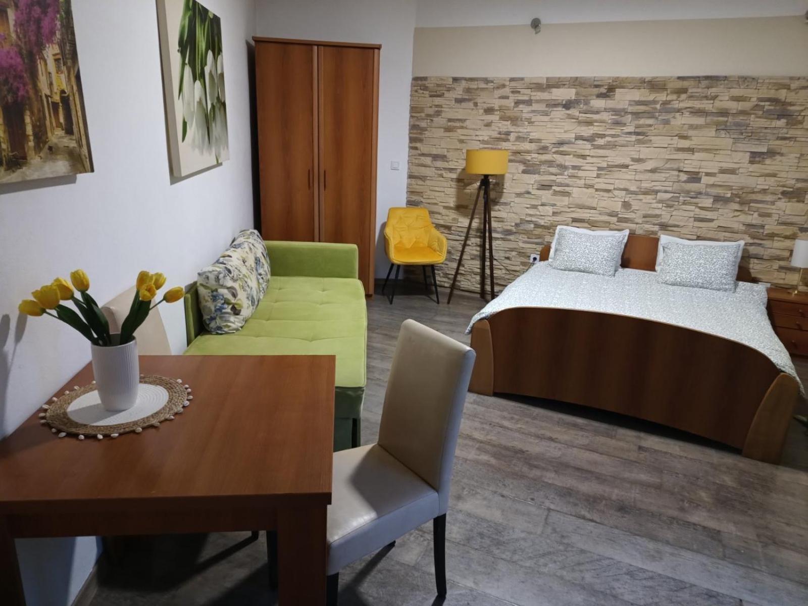 Apartments Jadran 헤르섹 외부 사진