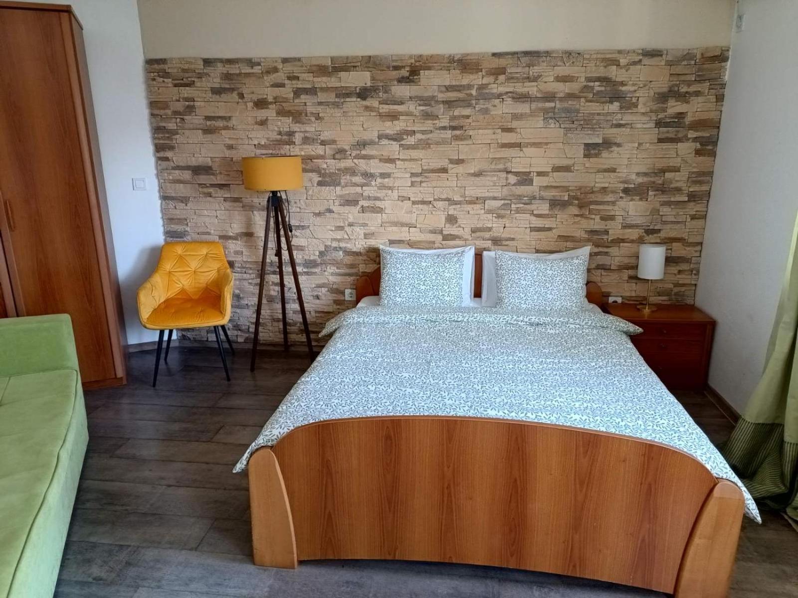 Apartments Jadran 헤르섹 외부 사진