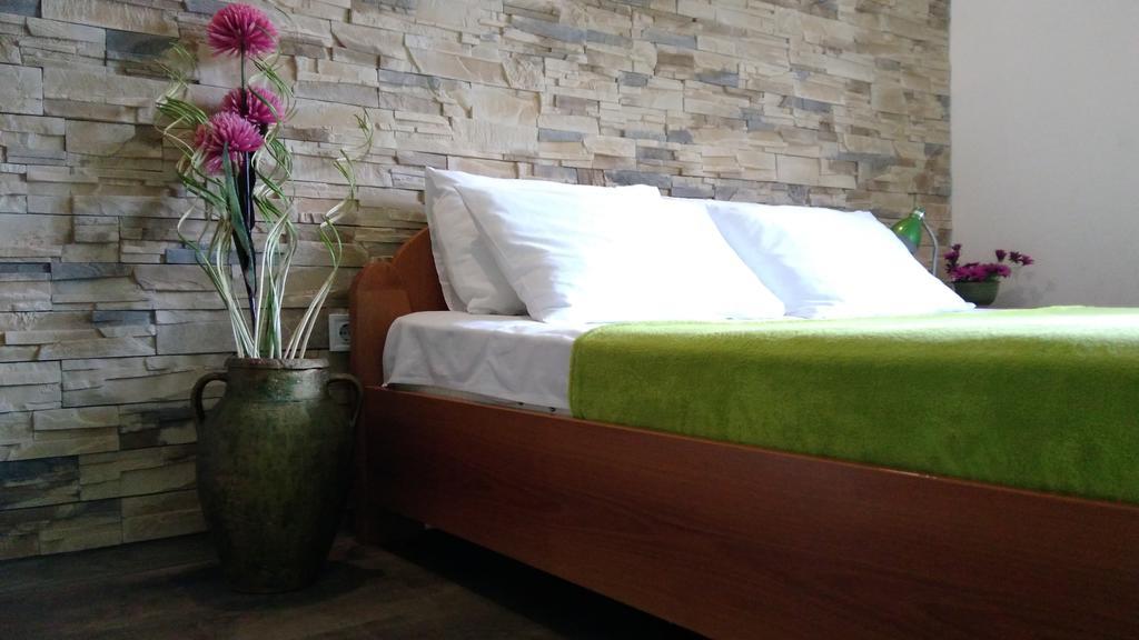 Apartments Jadran 헤르섹 외부 사진