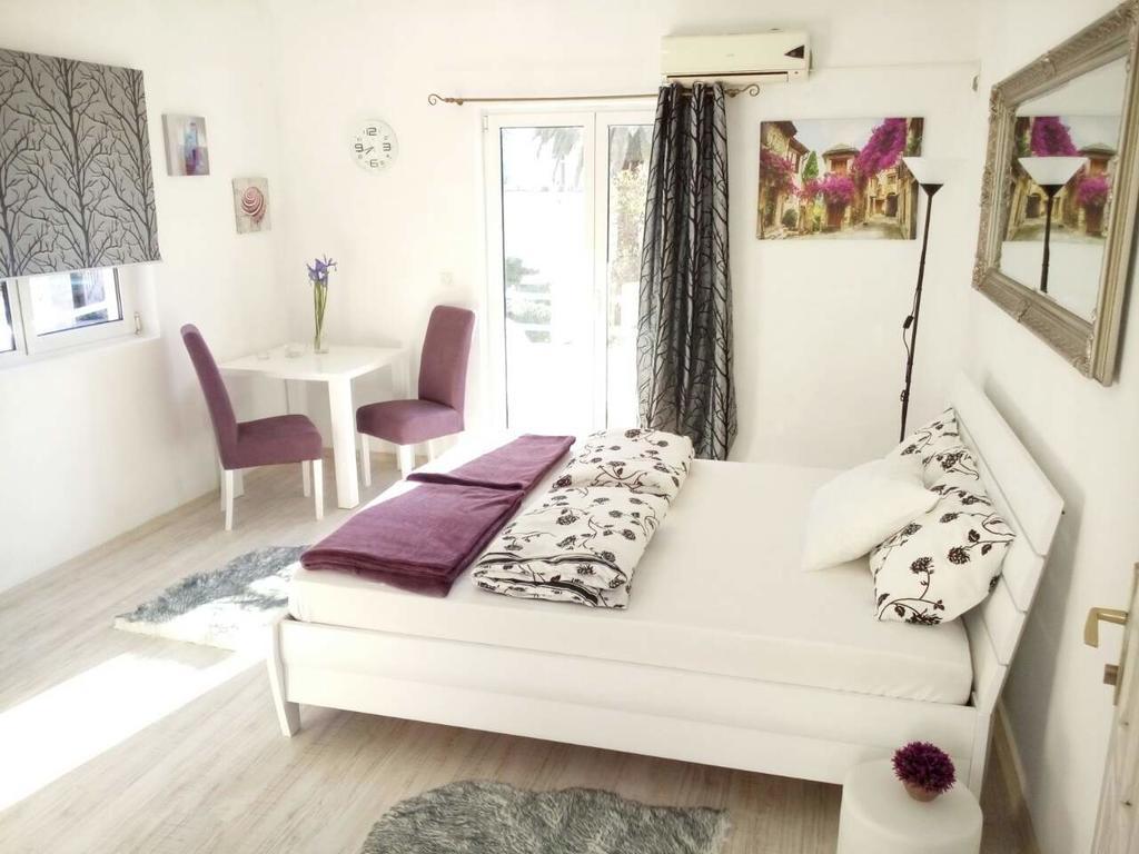 Apartments Jadran 헤르섹 외부 사진