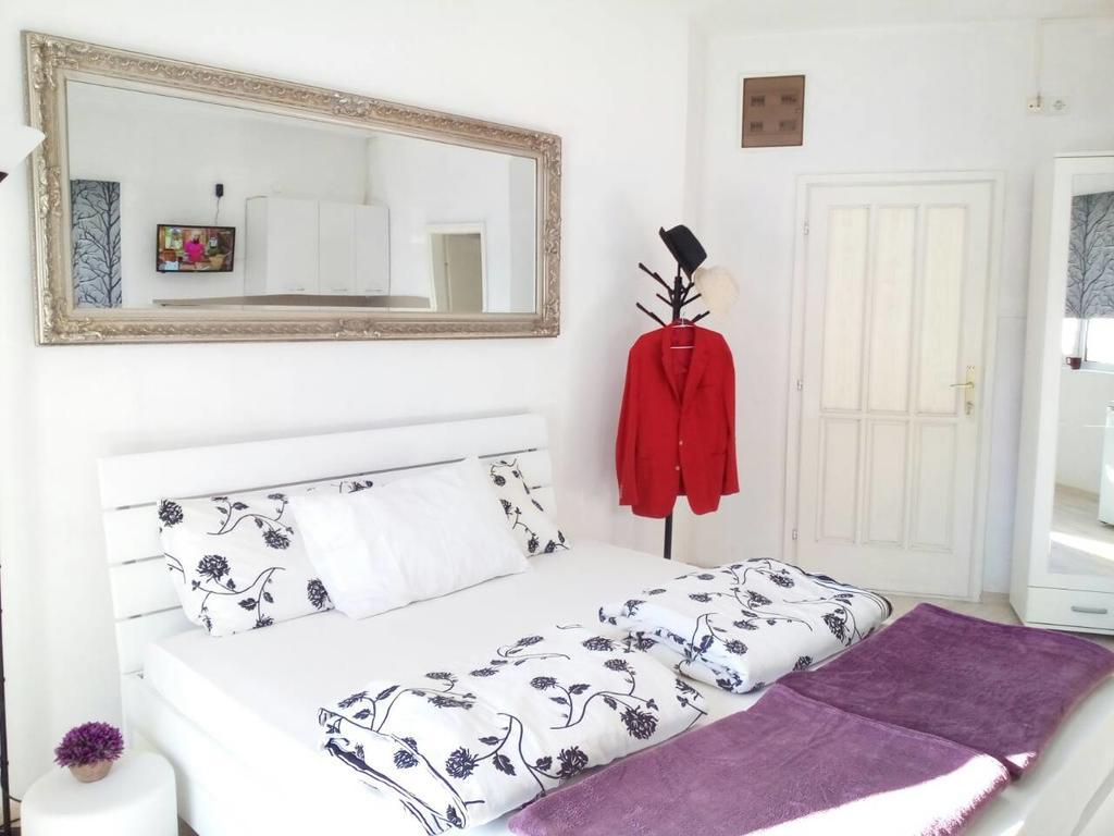 Apartments Jadran 헤르섹 외부 사진